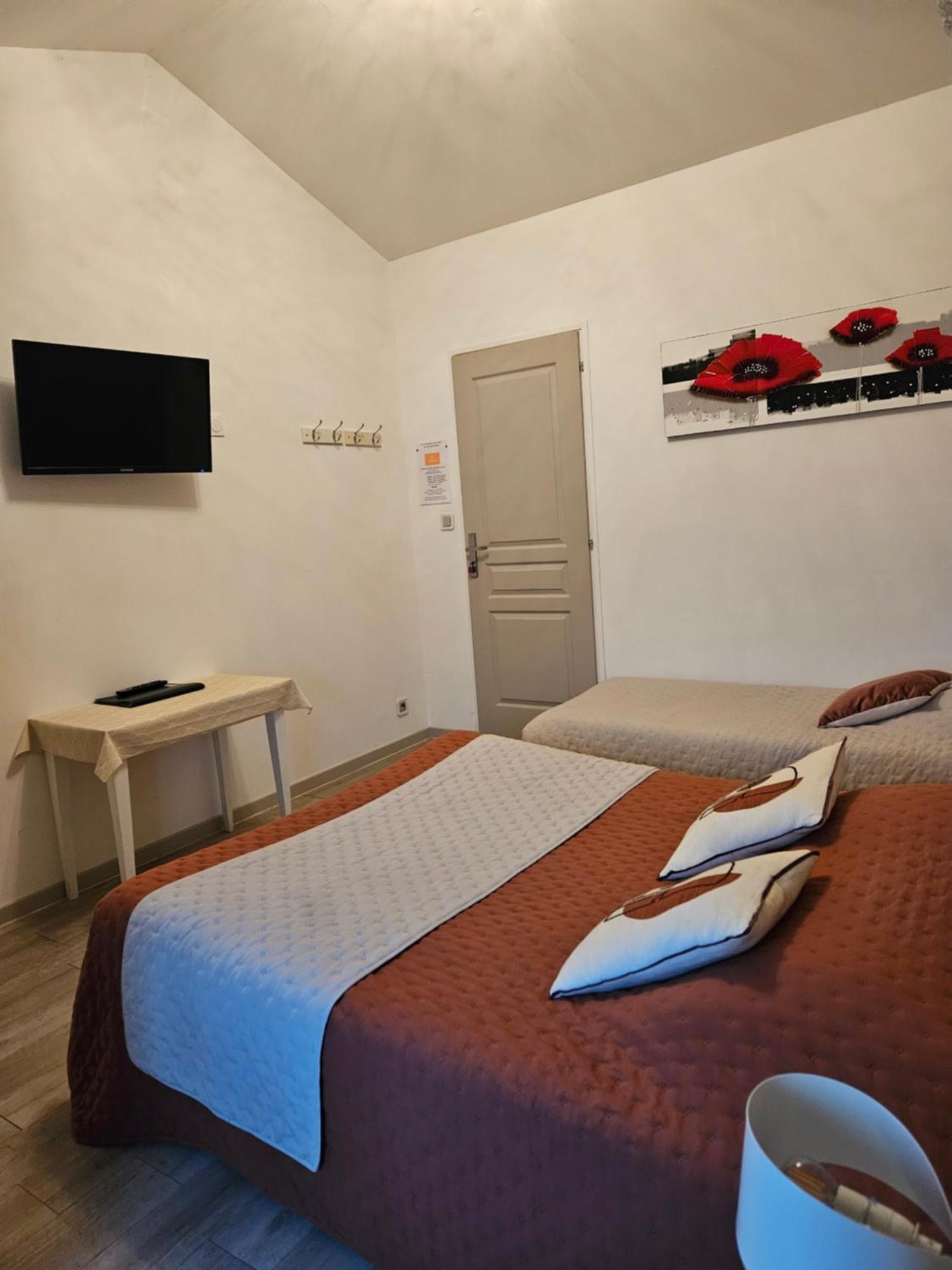 Bed and Breakfast A La Gloriette Neuville-du-Poitou Exterior foto